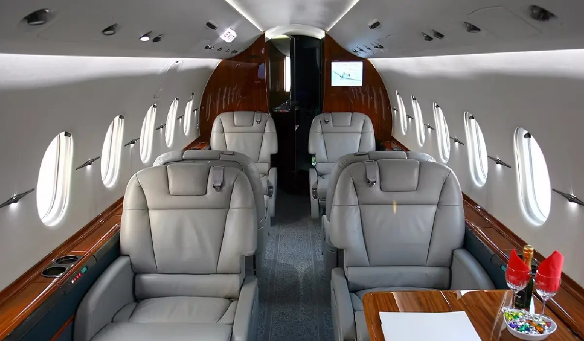 Beechcraft - Hawker 4000 - Best Super Midsize Jet Rentals - Best Preowned Jets - Exclusive Concierge Club.webp
